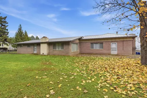 9715 W Court St, Pasco, WA 99301