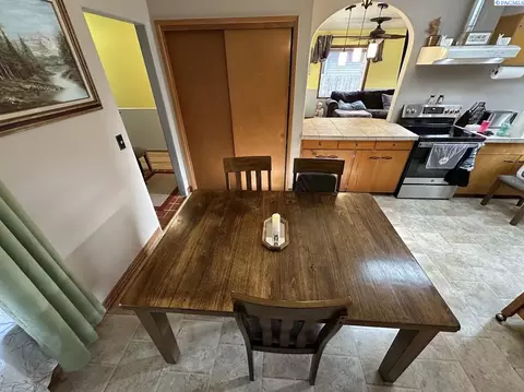 Dining - 2002 N Cedar St, Colfax, WA 99111 photo 2 of 3