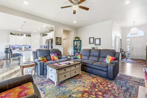 Other - 6014 Cotswold Ln, Pasco, WA 99301 photo 3 of 7