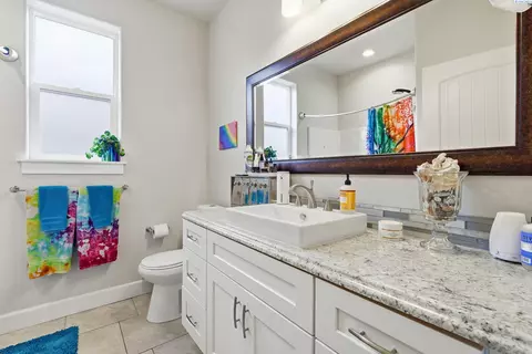 Bath - 6014 Cotswold Ln, Pasco, WA 99301 photo 2 of 2