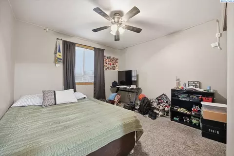 Bedroom - 9703 Percheron Dr, Pasco, WA 99301 photo 3 of 8