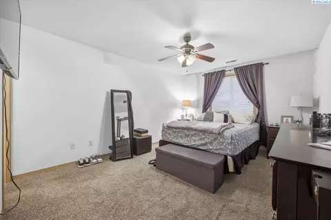 Bedroom - 9703 Percheron Dr, Pasco, WA 99301 photo 1 of 8