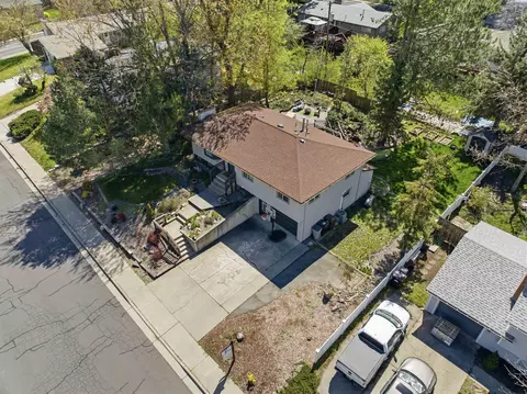 View/Area - 1835 NW Turner Dr, Pullman, WA 99163 photo 2 of 3