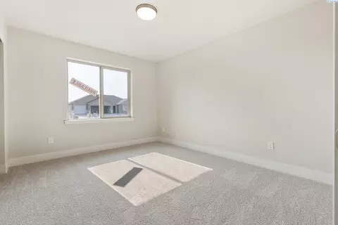 Bedroom - 6809 Brooks Ave, Pasco, WA 99301 photo 3 of 4