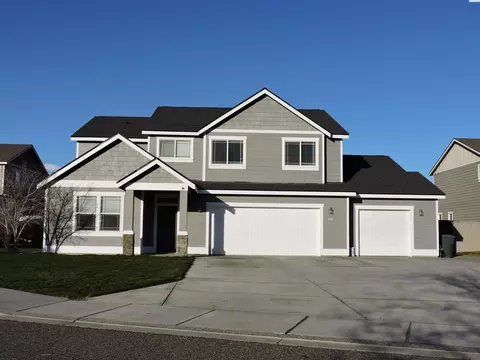 370 Wolverine Ct, Richland, WA 99352