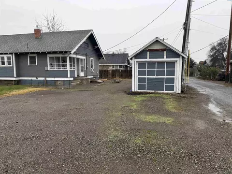 Exterior - 705 W Park St, Pasco, WA 99301 photo 1 of 4