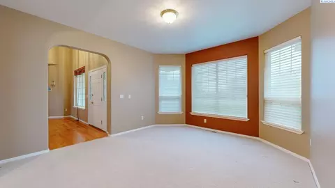 12516 Eagle Reach Ct, Pasco, WA 99301 photo 4