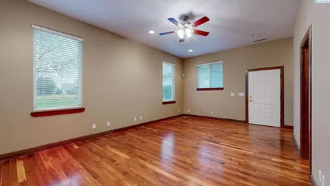 12516 Eagle Reach Ct, Pasco, WA 99301 photo 39