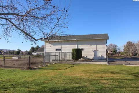 12516 Eagle Reach Ct, Pasco, WA 99301 photo 45