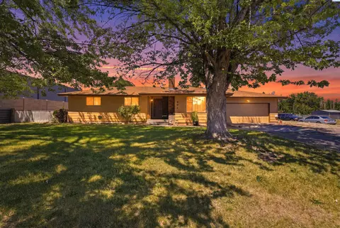 902 S Kellogg, Kennewick, WA 99336