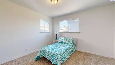 1403 N 16th Ave, Pasco, WA 99301 photo 10