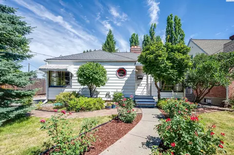 Exterior - 410 SE Dexter St, Pullman, WA 99163 photo 1 of 15