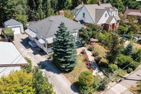 Exterior - 410 SE Dexter St, Pullman, WA 99163 photo 8 of 15