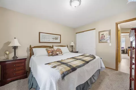 8415 Lancaster Dr, Pasco, WA 99301 photo 26