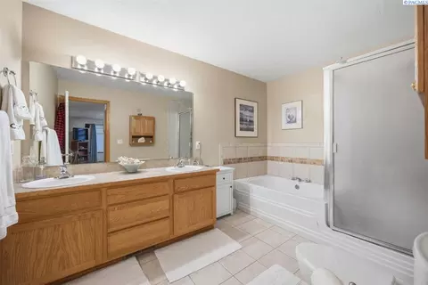 8415 Lancaster Dr, Pasco, WA 99301 photo 11