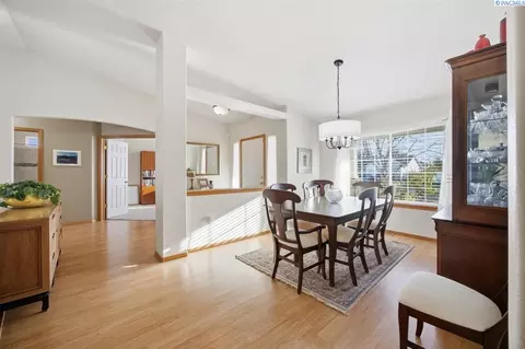 8415 Lancaster Dr, Pasco, WA 99301 photo 7