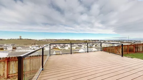 Exterior - 1420 SW Panorama, Pullman, WA 99163 photo 2 of 5
