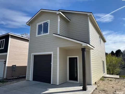 3430 W 6th Pl, Kennewick, WA 99336