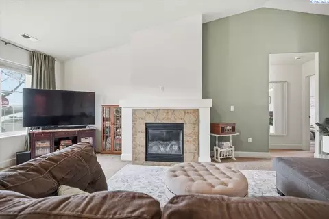 5909 Pimlico Dr, Pasco, WA 99301 photo 4