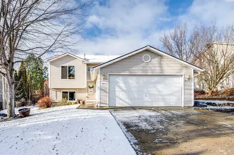 1605 NW Arcadia Dr, Pullman, WA 99163 photo 1