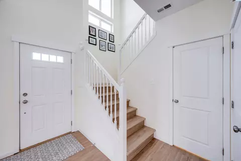Entry Way - 1427 SW Bunchgrass, Pullman, WA 99163 photo 1 of 3