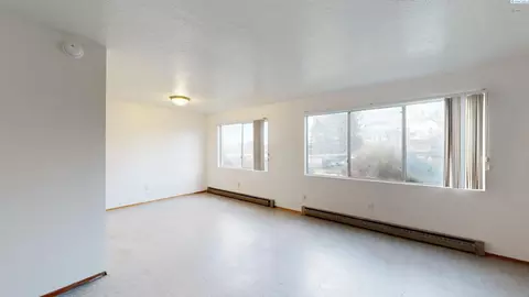 Living - 1735 NE Wheatland, Pullman, WA 99163 photo 3 of 3
