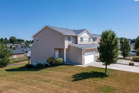 1282 SW Selway Ln, Pullman, WA 99163 photo 1
