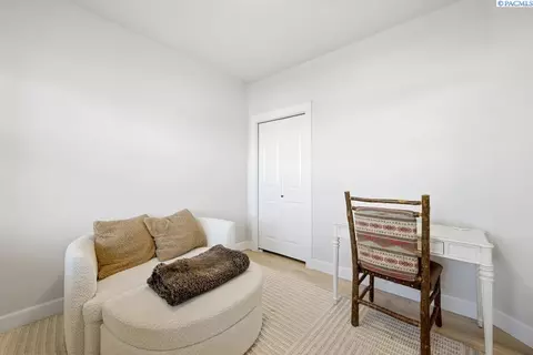 Bedroom - 825 SW Iyla Ct, Pullman, WA 99163 photo 1 of 8