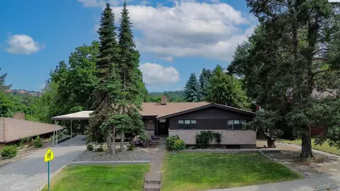 435 NW Sunset Dr, Pullman, WA 99163 photo 1