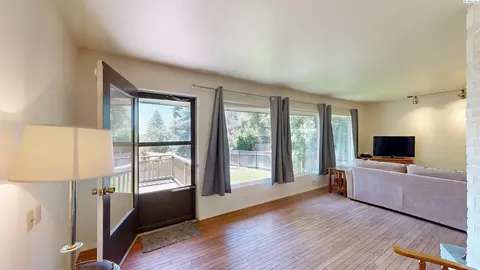 435 NW Sunset Dr, Pullman, WA 99163 photo 5