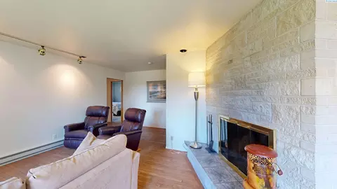 435 NW Sunset Dr, Pullman, WA 99163 photo 4