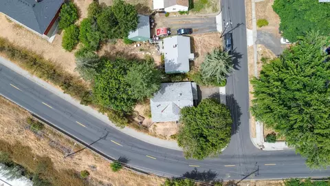 View/Area - 625 NW State St, Pullman, WA 99163 photo 1 of 2