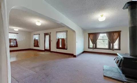 Living - 625 NW State St, Pullman, WA 99163 photo 7 of 7