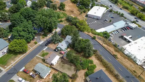 View/Area - 625 NW State St, Pullman, WA 99163 photo 2 of 2