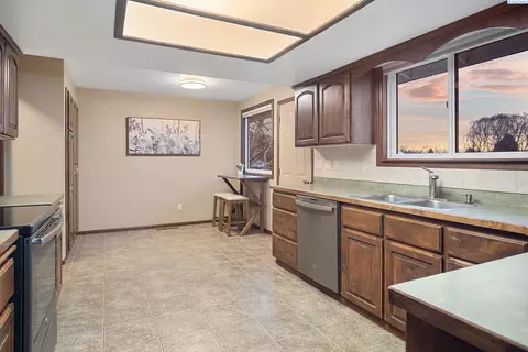 10220 Maple Dr, Pasco, WA 99301 photo 22