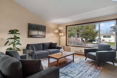 10220 Maple Dr, Pasco, WA 99301 photo 17