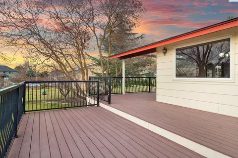 10220 Maple Dr, Pasco, WA 99301 photo 12