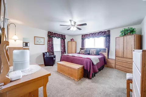 Bedroom - 4469 Airport Rd, Pullman, WA 99163 photo 1 of 4