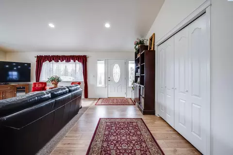 Entry Way - 4469 Airport Rd, Pullman, WA 99163 photo 1 of 2
