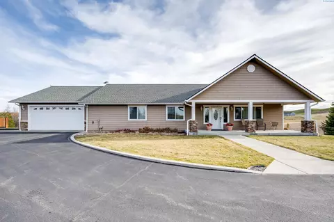 Exterior - 4469 Airport Rd, Pullman, WA 99163 photo 14 of 15