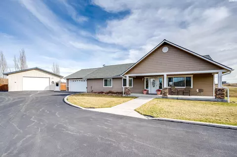 Exterior - 4469 Airport Rd, Pullman, WA 99163 photo 1 of 15