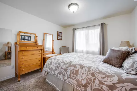 Bedroom - 4469 Airport Rd, Pullman, WA 99163 photo 3 of 4