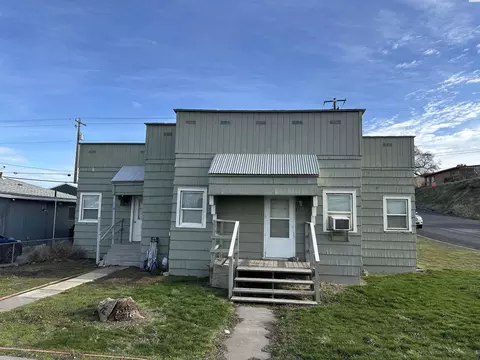 104 N Almira, Connell, WA 99326