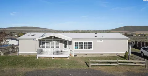 6103 S 56 Pr SE, Benton City, WA 99320