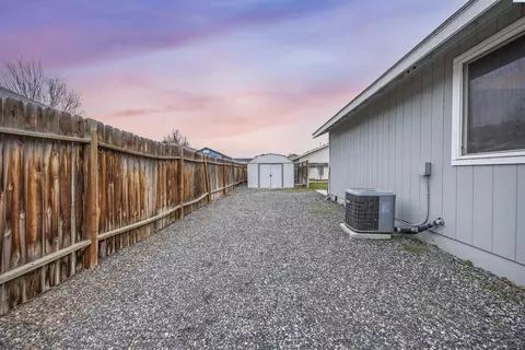 7611 Thetis Dr, Pasco, WA 99301 photo 23
