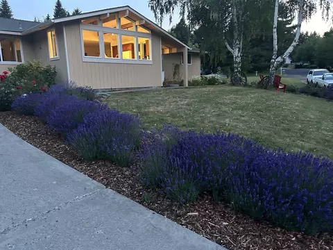 Exterior - 940 SE Glen Echo Rd, Pullman, WA 99163 photo 3 of 5