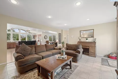 Other - 940 SE Glen Echo Rd, Pullman, WA 99163 photo 2 of 10