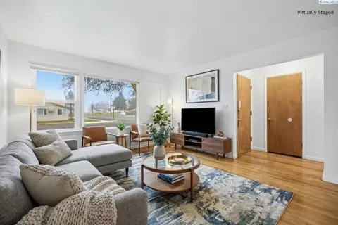 Living - 248 E Date, Connell, WA 99326 photo 1 of 6