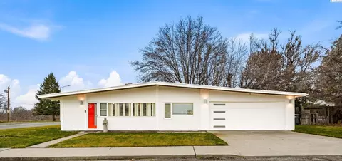 115 N Yelm St, Kennewick, WA 99336