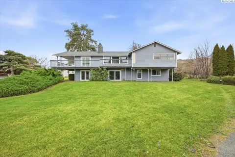 154 Orchard Way, Richland, WA 99352